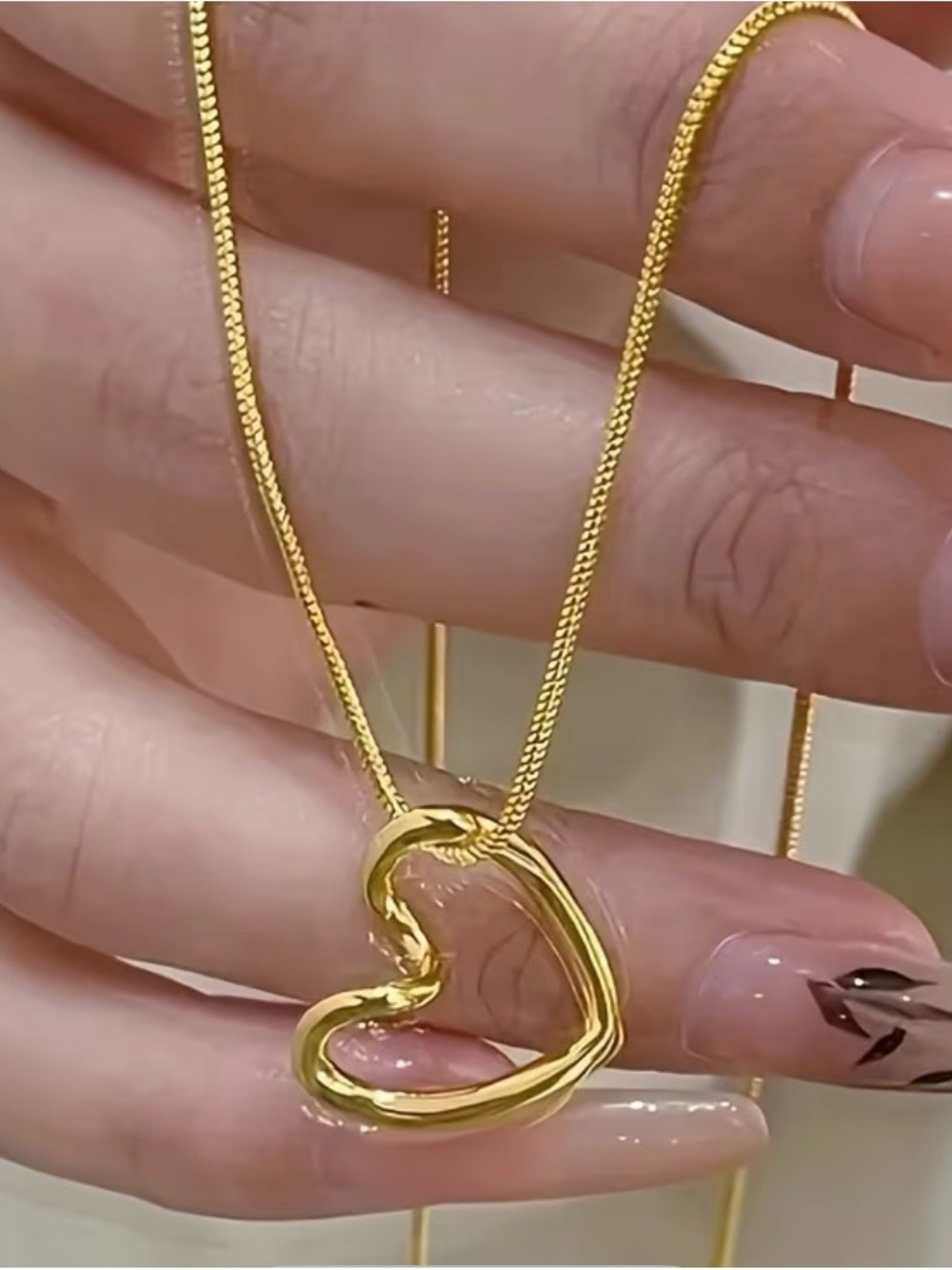 Elegant Gold Heart Pendant Necklace